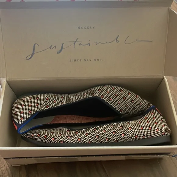 Rothy’s The Point Flat in Coral Dot size 7 - Picture 8 of 8